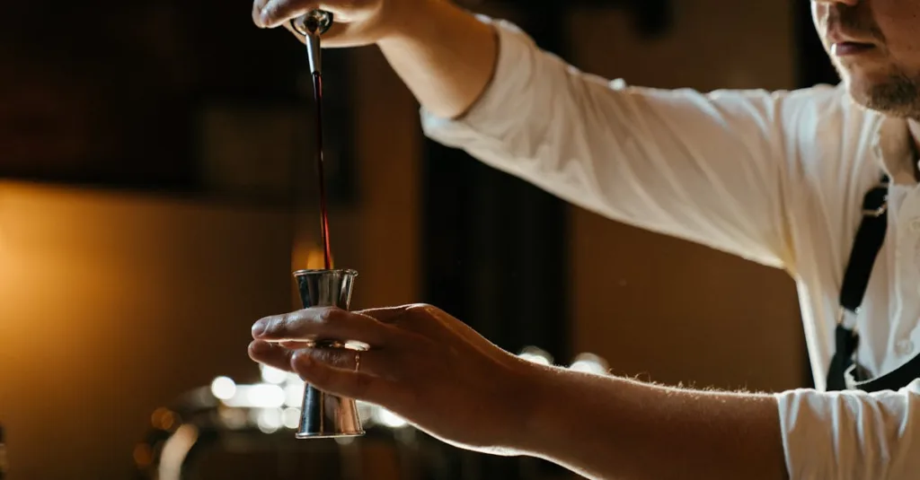 découvrez des recettes de cocktails délicieux et faciles à base de kahlua, liqueur de café incontournable pour vos soirées festives.