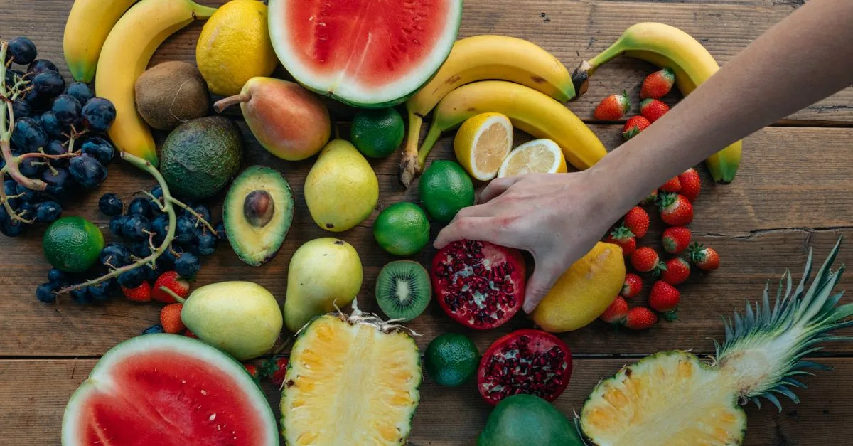 découvrez notre sélection variée de fruits frais et savoureux, parfaits pour une alimentation saine et gourmande.