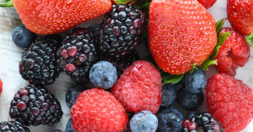 découvrez notre sélection de fruits frais et savoureux, parfaits pour une alimentation saine et équilibrée.
