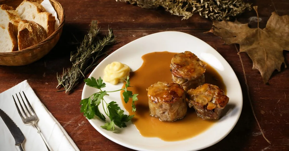 découvrez l'art de la gastronomie, ses saveurs uniques et ses techniques culinaires pour éveiller vos papilles et enrichir votre expérience culinaire.