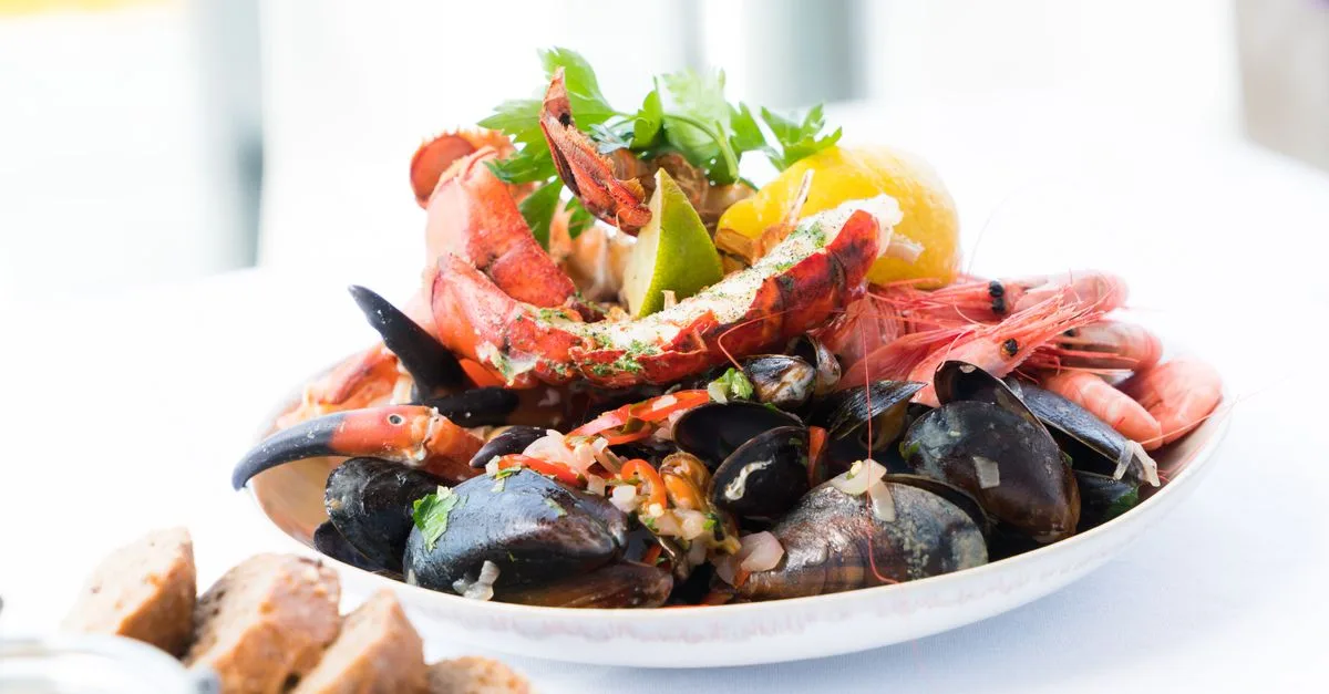 découvrez notre sélection de fruits de mer frais et savoureux, parfaits pour des repas gourmands et sains.